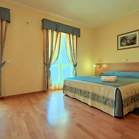 Studio Uli Apartment Funtana